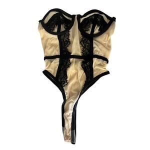 Prettylittlething Lace And Mesh Underwire Lingerie Bodysuit Size: XS - NEW